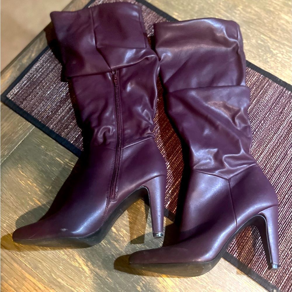 Christian Siriano plum Heeled Boots size 10 purple high boots